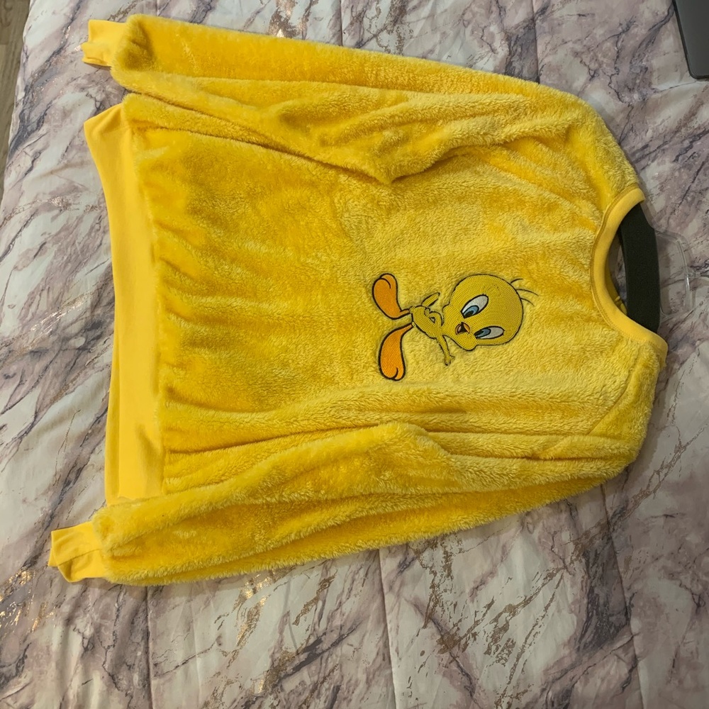 Looney Tunes Tweety Bird Yellow Fluffy Sweater